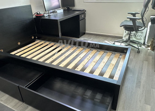 سرير، مكتب، منضدة، ايكيا