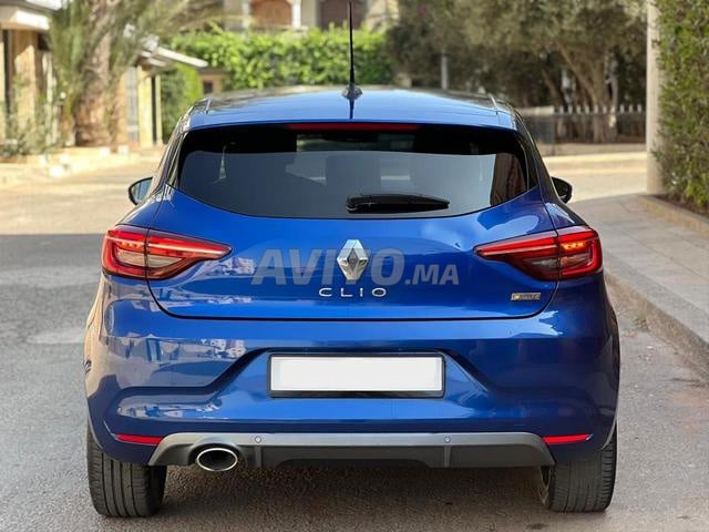 بيع سيارة Renault Clio.5 Rs laigne موديل 2021