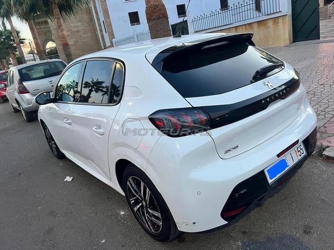 Peugeot  alurre a el jadida bon eta 