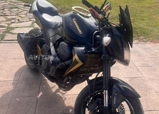 كاواساكي z750
