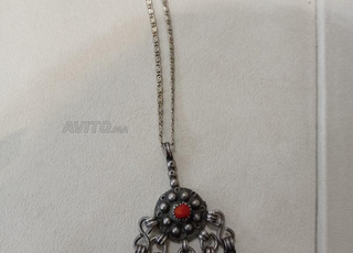 Pièce Amazighe en argent massif et Corail🤩