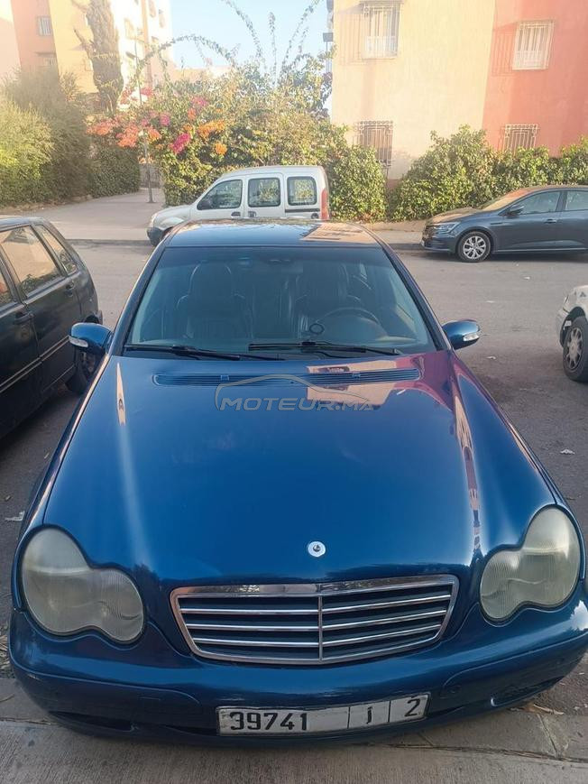 Mercedes-Benz Classe C Diesel Manuelle 2002 à Salé