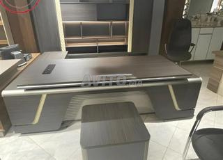 ✨مكتب إداري فاخر – تصميم عصري وأنيق✨