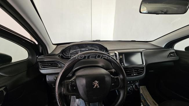 Peugeot208