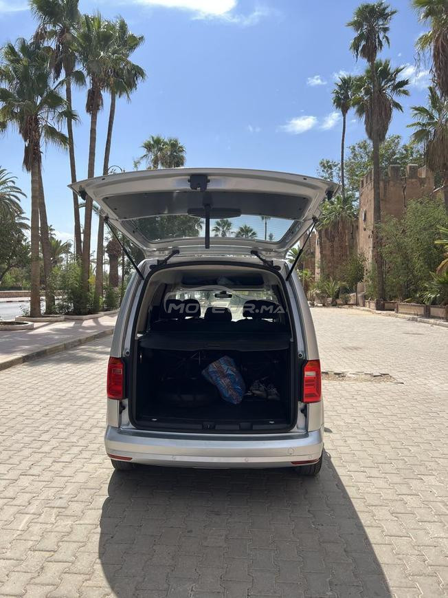voiture ba9a n9iya tbrklah 