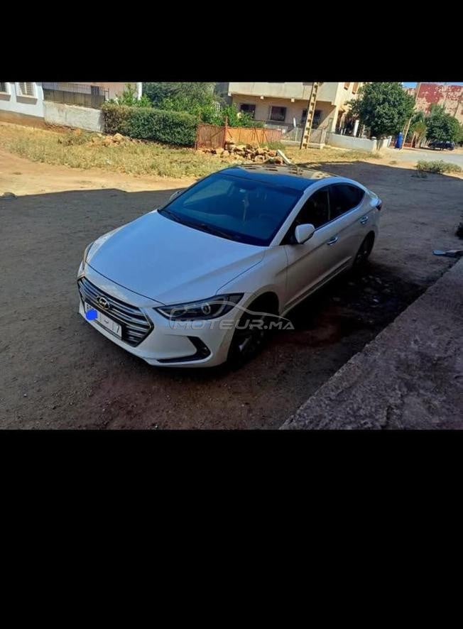 hyundai elantra tout aption automatique 2018 186km