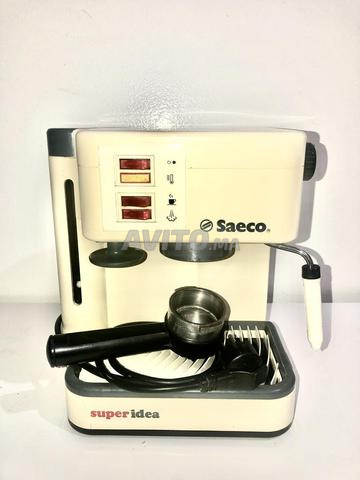 Machine avec tous ses accessoires Saeco Super Idea