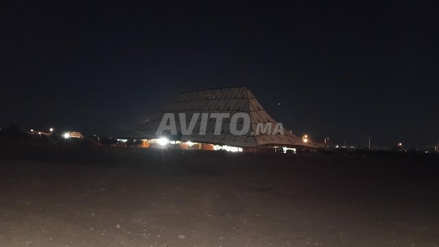 Route de la frontière près du café Liscale, Trocadero et ferme Hadou