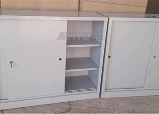 armoire haute métallique avec 2 portes rideau