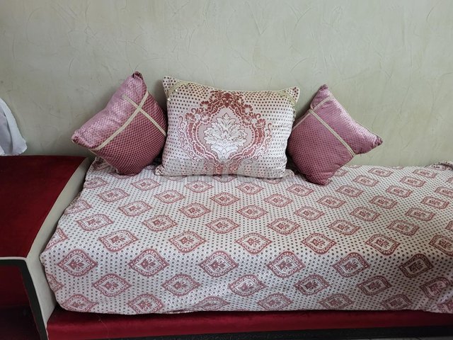 أغطية بحالة جيدة جدا