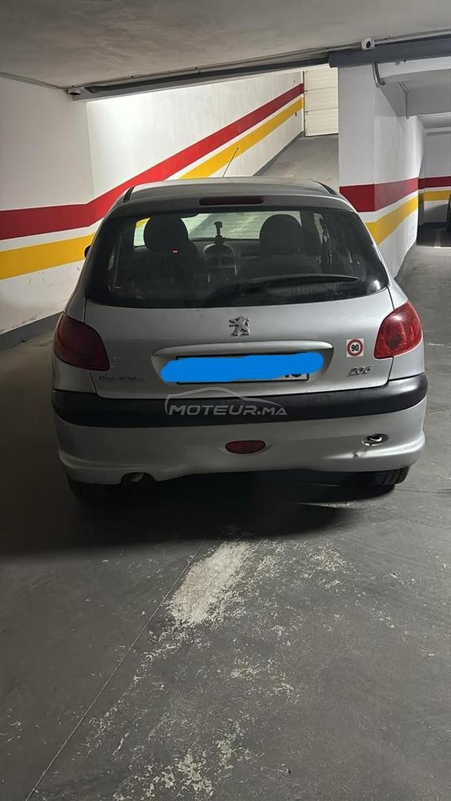 Peugeot 206 Essence Manuelle 2003 à Tanger