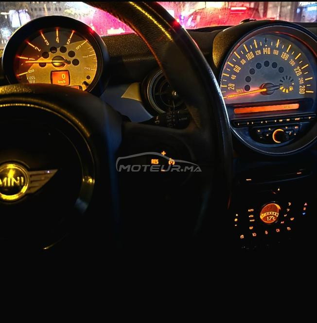 Mini Cooper cherche sa nouvelle copine de route