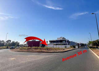 Terrain Villa Golf Kénitra unique 2 Façades