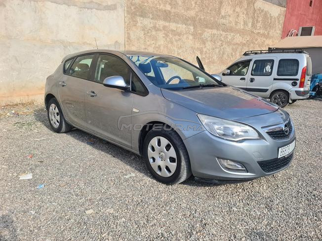 Opel Astra 2012