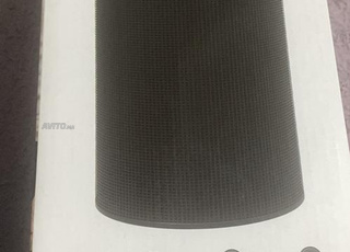 une enceinte connectée Polaroid