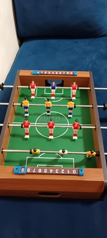 Table de Babyfoot pour jouer au football de table, très amusante