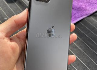 iPhone 11 Pro Max 64Gb Etat 93 Magazin