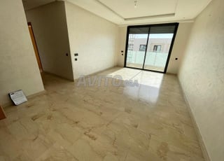 شقة للبيع 93 متر مربع في فونتي أكادير