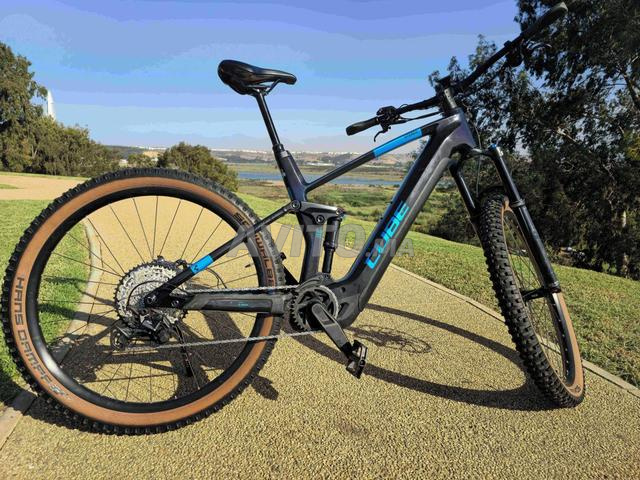 Cube Stereo Carbon Smart Système 2025