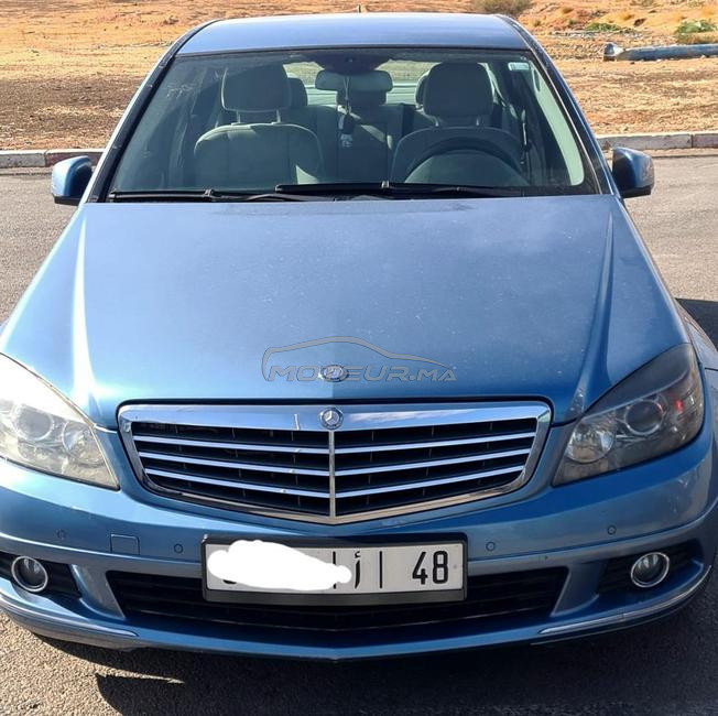 Mercedes-Benz 220 Diesel Automatique 2010 à Fès