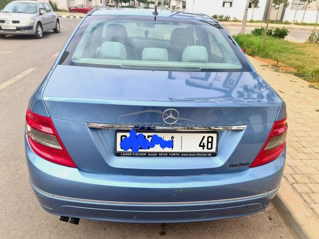 Mercedes-Benz 220 Diesel Automatique 2010 à Fès