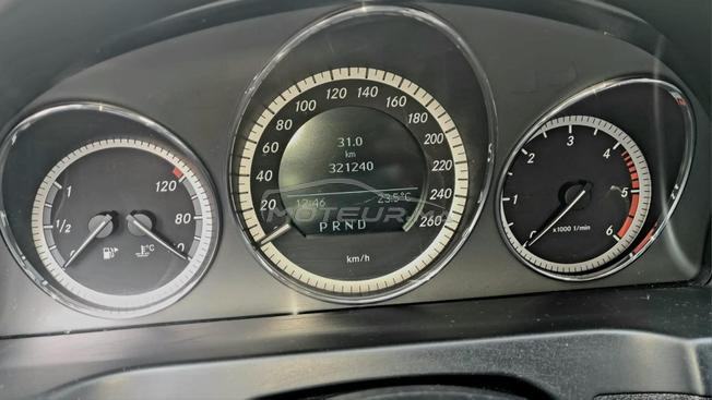 Mercedes-Benz 220 Diesel Automatique 2010 à Fès
