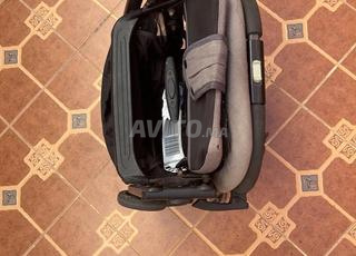 عربة أطفال للرضع والأطفال