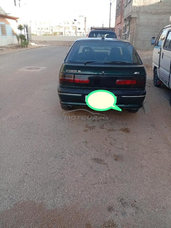 العيون الحزام 