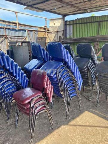 CHAISE ISO / FABRICATION LOCALE - 2