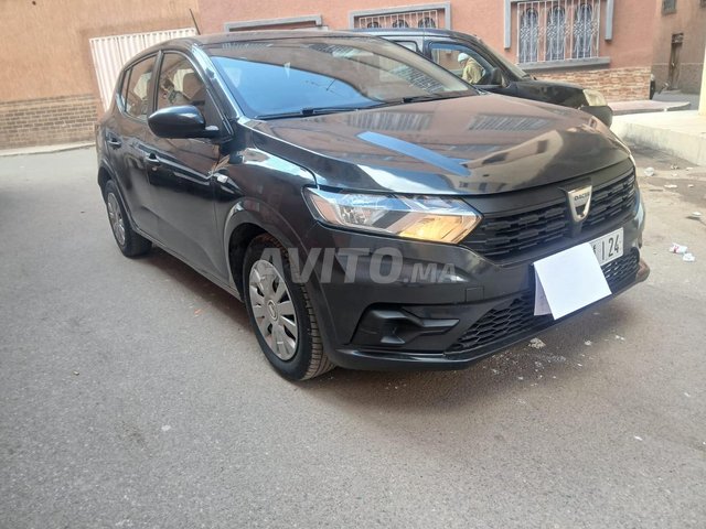 داسيا سانديرو ديزل يدوية 2022 في خنيفرة