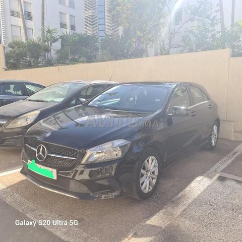 للبيع مرسيدس بنز A180 بحالة جيدة جدا - 2