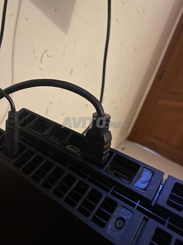 Ps4 très bon état avec plein de jeux - 2