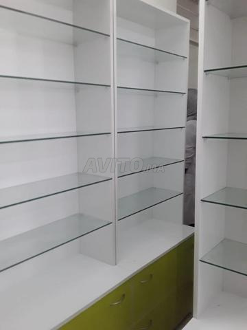 أرفف صيدلية