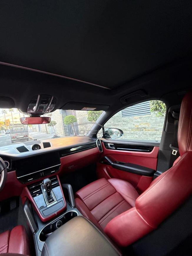 Porsche Cayenne Automatique 2023 à Rabat