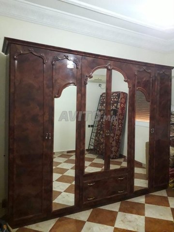 غرفة نوم كاملة للبيع – حالة ممتازة