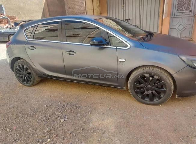 OPEL ASTRA DIESEL EN BONE ETAT 