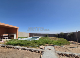 magnifique ferme avec maison piscine