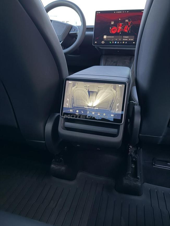 TESLA Y DUAL MOTOR Serie launch 