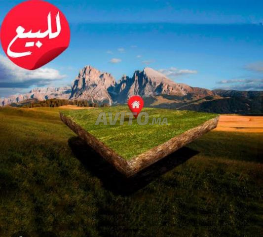 Face à la rue de la clinique de la sécurité sociale