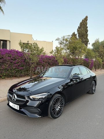 مرسيدس بنز الفئة سي 220 لاكشري