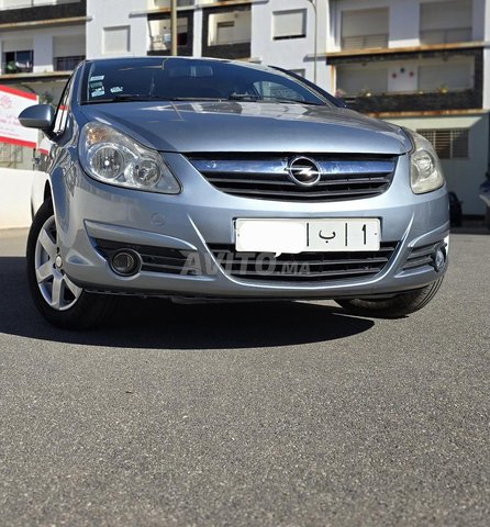 Opel Corsa Essence