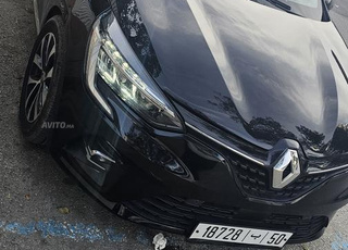 كليو 5 كاملة المواصفات