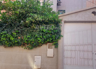 فيلا صغيرة للبيع