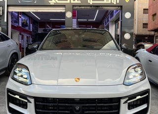 Porsche cayenne hybride