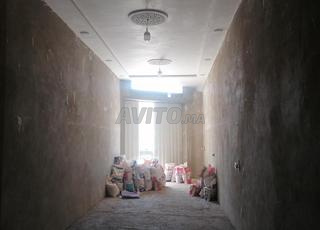 Local commercial titré à vendre