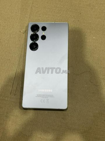 السلام عليكم هاتف Samsung S25 Ultra لا يزال جديدًا