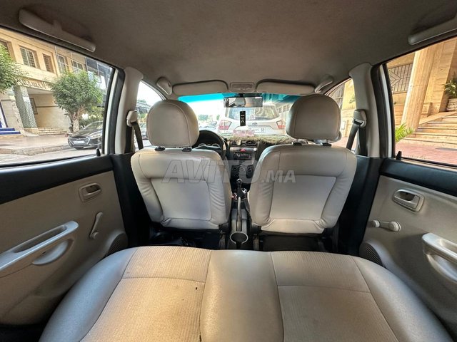 كيا بيكانتو بنزين يدوية 2010 في القنيطرة