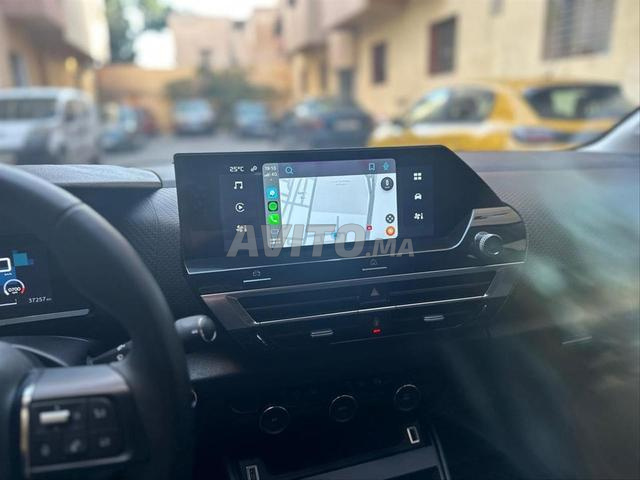 Citroën C4 Diesel Manuelle 2022 à Bouskoura - 2