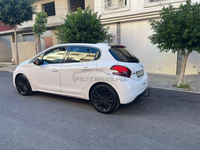 Peugeot 208 2019 tt option 1ere main