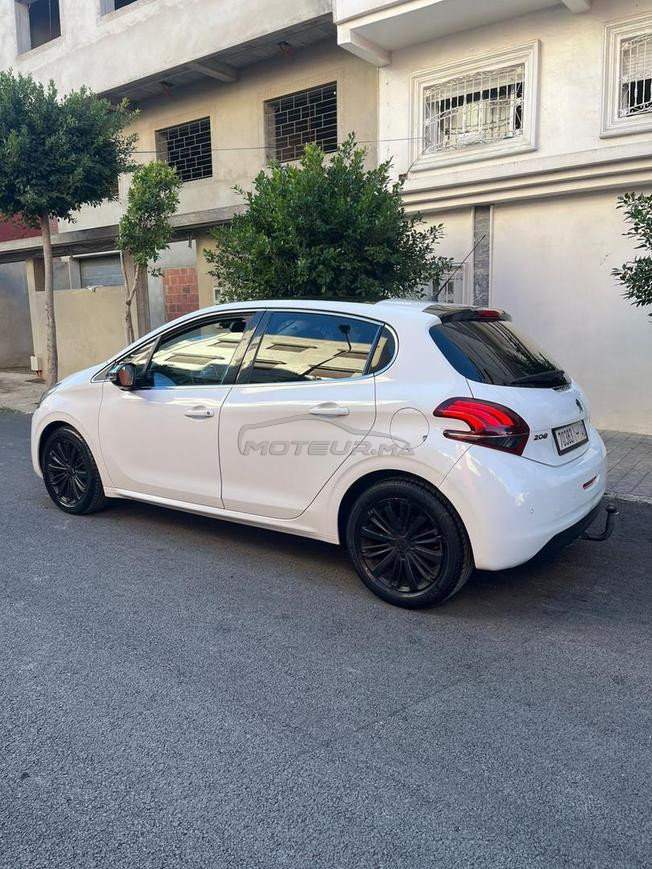 Peugeot 208 2019 tt option 1ere main